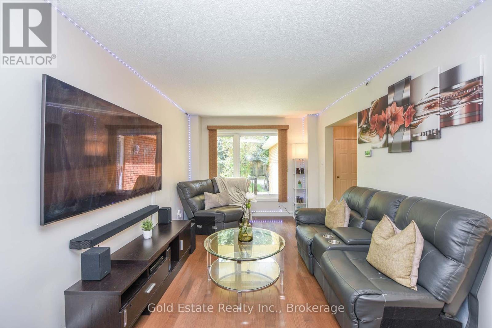 16 Langholm Court, Brampton, Ontario  L6Z 2Y1 - Photo 10 - W12299833