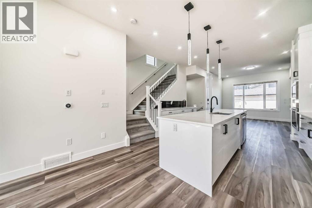 4625 72 Street Nw, Calgary, Alberta  T3B 2L3 - Photo 12 - A2256416