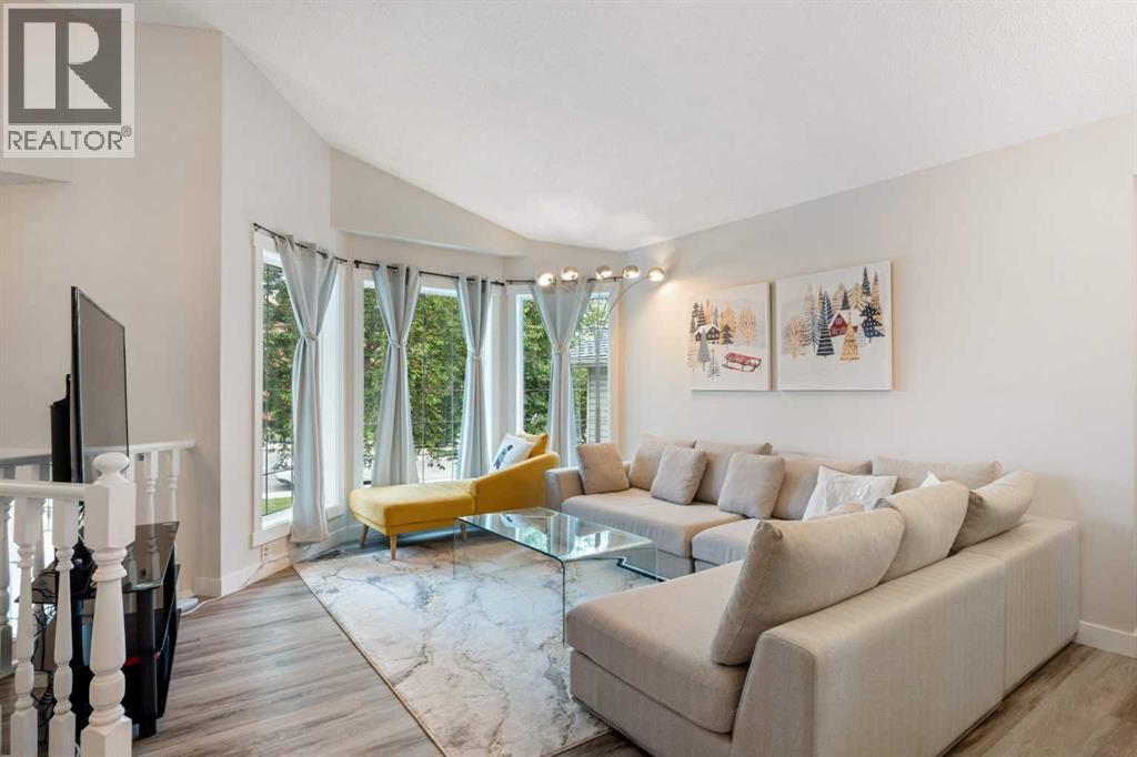 358 Hawkstone Drive Nw, Calgary, Alberta  T3G 3T7 - Photo 3 - A2256468