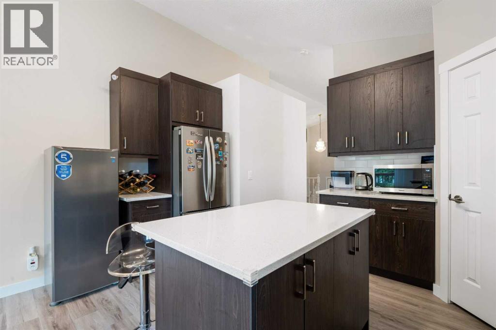 358 Hawkstone Drive Nw, Calgary, Alberta  T3G 3T7 - Photo 10 - A2256468