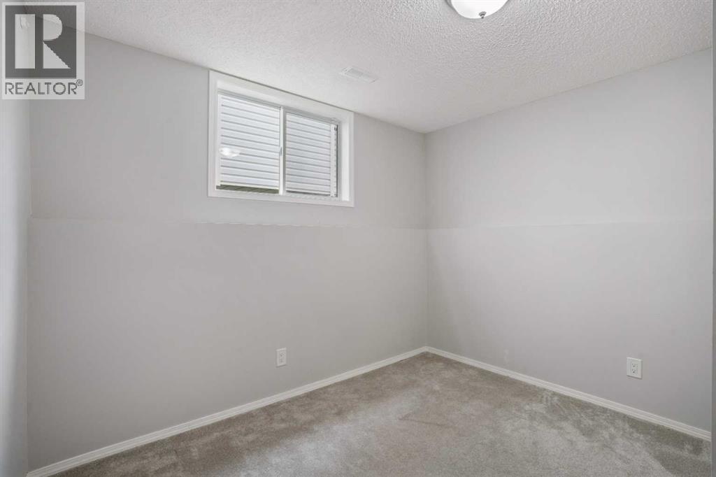 358 Hawkstone Drive Nw, Calgary, Alberta  T3G 3T7 - Photo 31 - A2256468