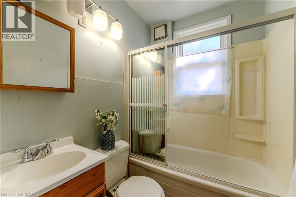 7 Cherry Road, Hamilton, Ontario  L8K 3V7 - Photo 13 - 40772385