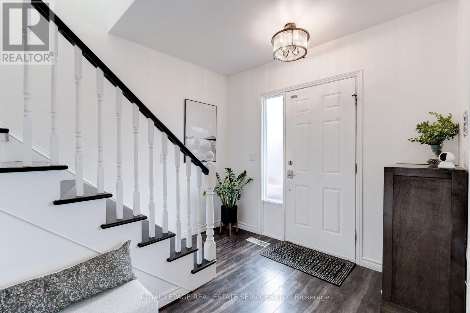 600 Quebec Street, Hamilton, Ontario  L8H 6V4 - Photo 4 - X12436636