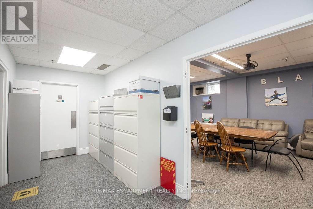 42 Niagara Street, Hamilton, Ontario  L8L 6A2 - Photo 20 - X12436644