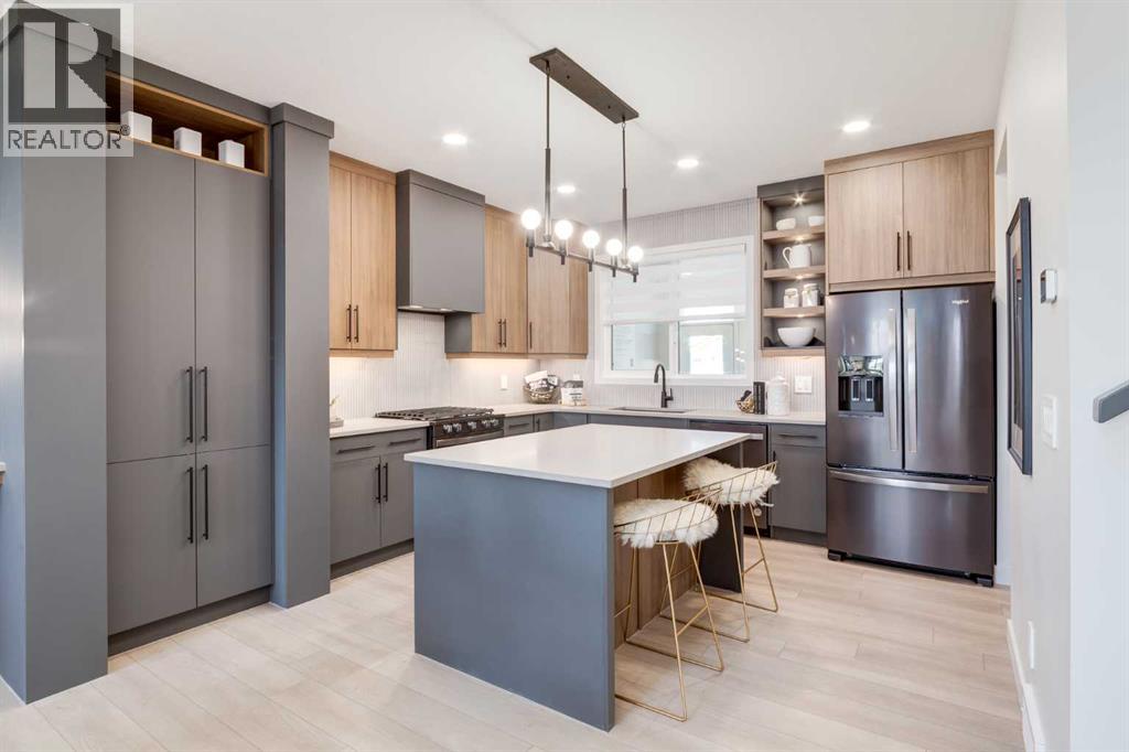 59 Heirloom Boulevard Se, Calgary, Alberta  T3S 0G9 - Photo 2 - A2256568