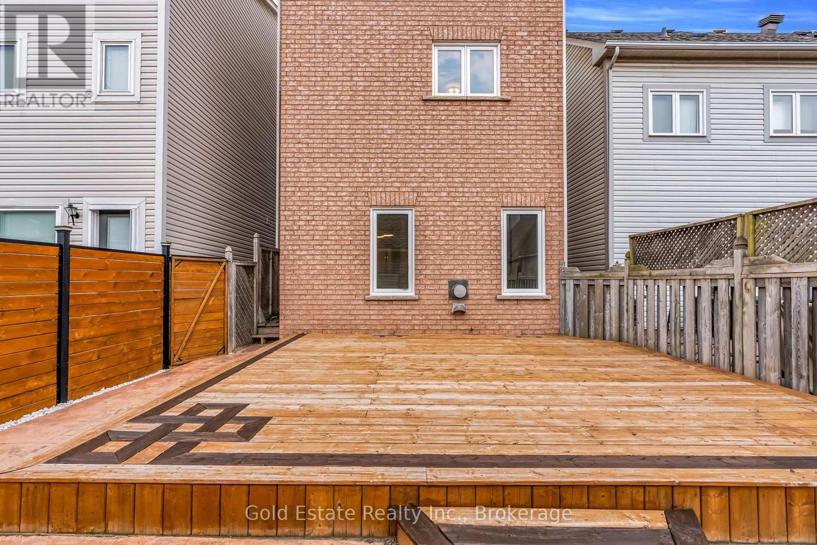 2259 Meadowland Drive N, Oakville, Ontario  L6H 6H3 - Photo 46 - W12411153