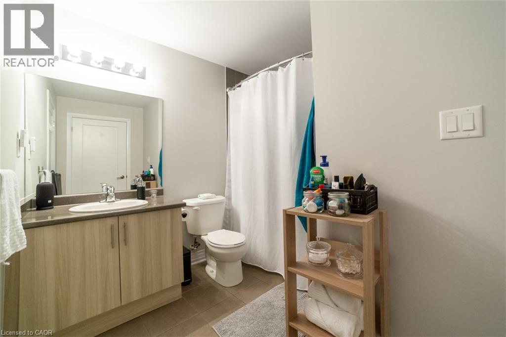 10 Concord Place Unit# 201, Grimsby, Ontario  L3M 0G6 - Photo 16 - 40775200
