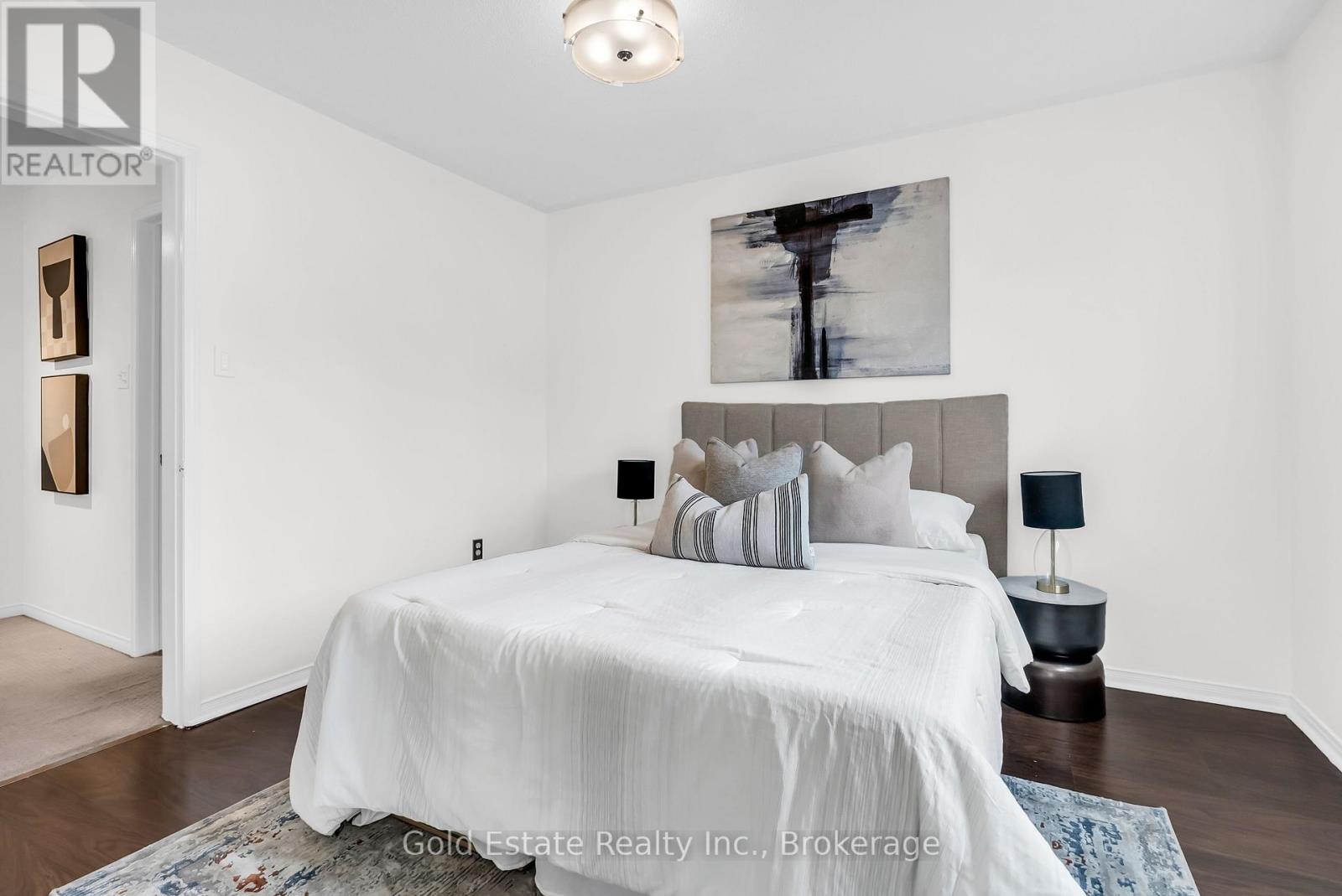 2259 Meadowland Drive N, Oakville, Ontario  L6H 6H3 - Photo 33 - W12411153