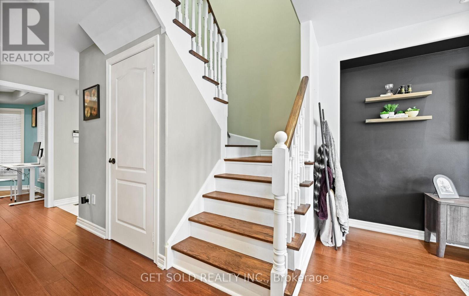 47 Trailview Lane, Caledon, Ontario  L7E 2W1 - Photo 18 - W12426698