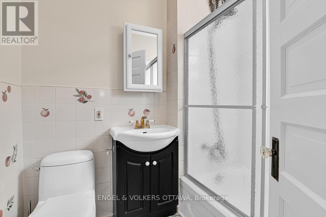 104 King Edward Avenue, Ottawa, Ontario  K1N 7K8 - Photo 24 - X12406986