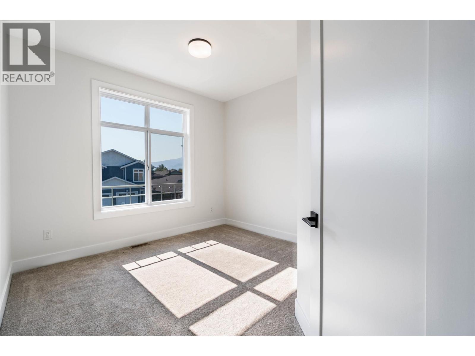 384 Chardonnay Avenue, Oliver, British Columbia  V0H 1T4 - Photo 33 - 10364445