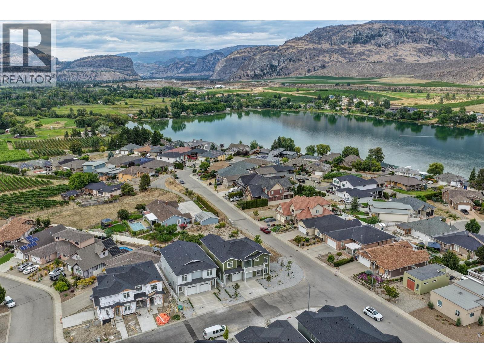 384 Chardonnay Avenue, Oliver, British Columbia  V0H 1T4 - Photo 37 - 10364445
