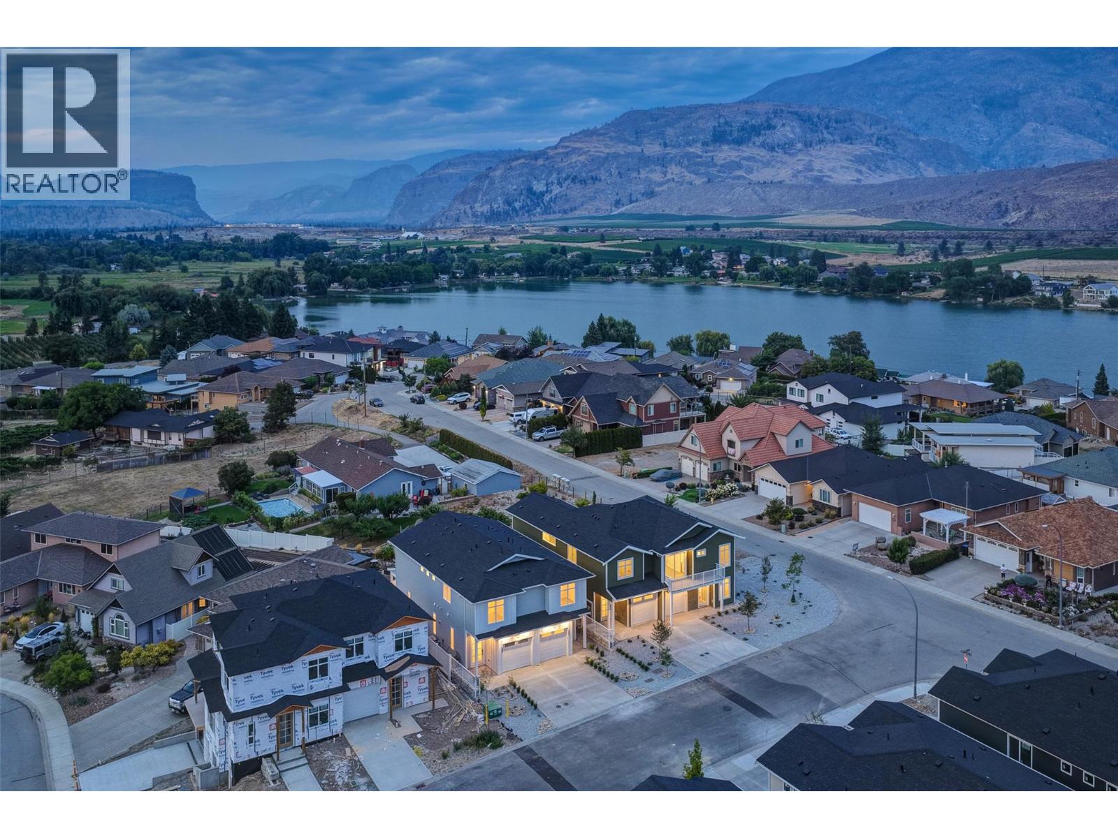 384 Chardonnay Avenue, Oliver, British Columbia  V0H 1T4 - Photo 43 - 10364445