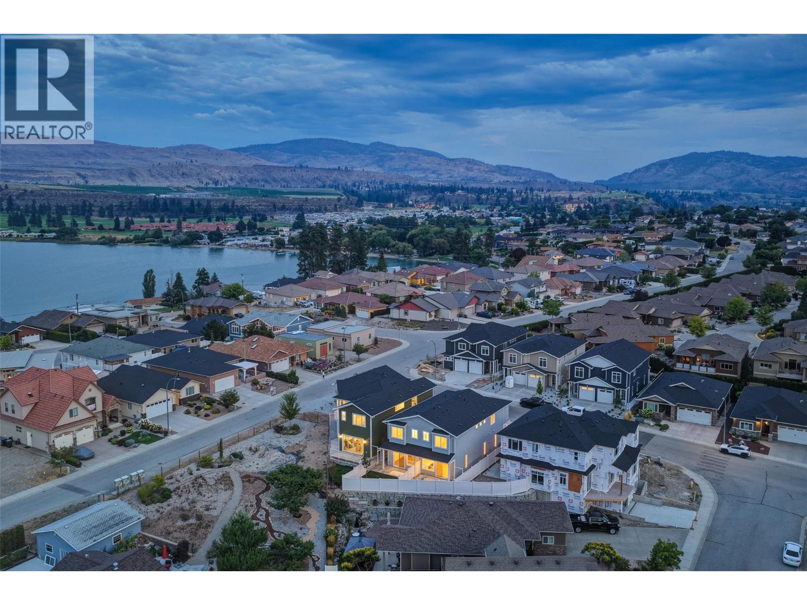 384 Chardonnay Avenue, Oliver, British Columbia  V0H 1T4 - Photo 47 - 10364445