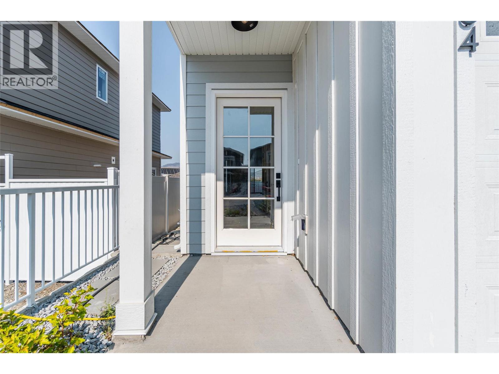 384 Chardonnay Avenue, Oliver, British Columbia  V0H 1T4 - Photo 5 - 10364445