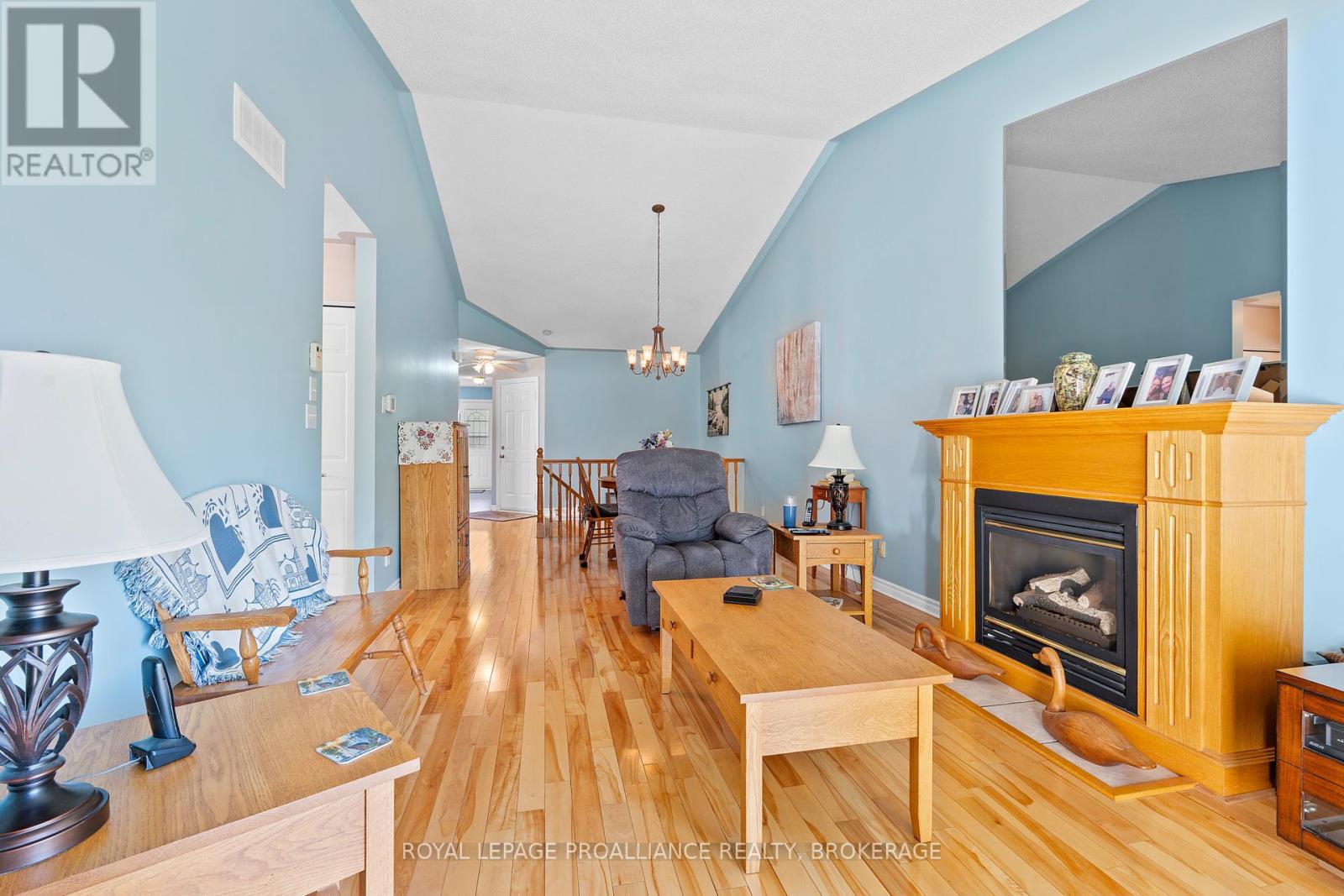 781 Shires Way, Kingston, Ontario  K7M 8X9 - Photo 16 - X12436972