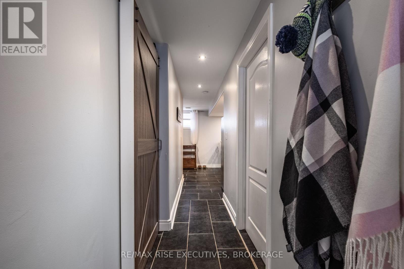 1388 Ottawa Street, Kingston, Ontario  K7P 0C2 - Photo 3 - X12437009