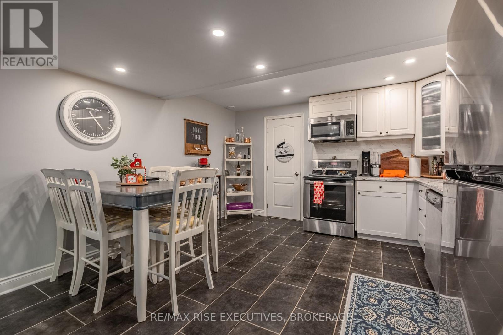 1388 Ottawa Street, Kingston, Ontario  K7P 0C2 - Photo 4 - X12437009