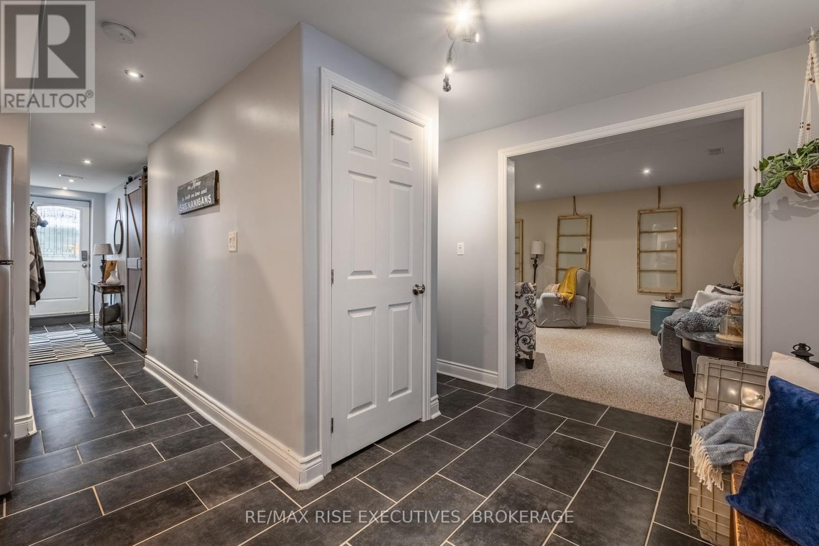 1388 Ottawa Street, Kingston, Ontario  K7P 0C2 - Photo 7 - X12437009
