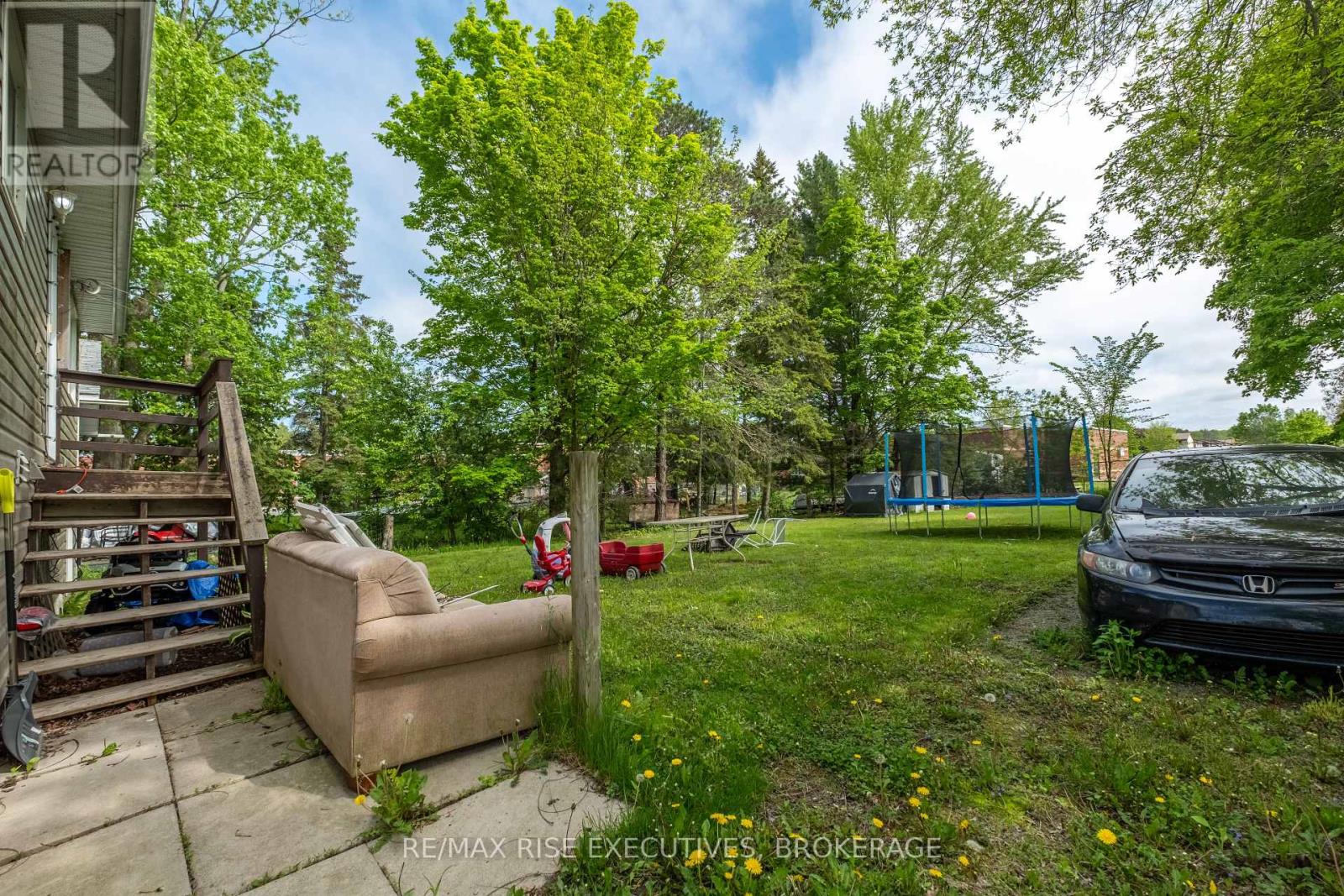 353 Charles Street, Gananoque, Ontario  K7G 1V6 - Photo 3 - X12437033