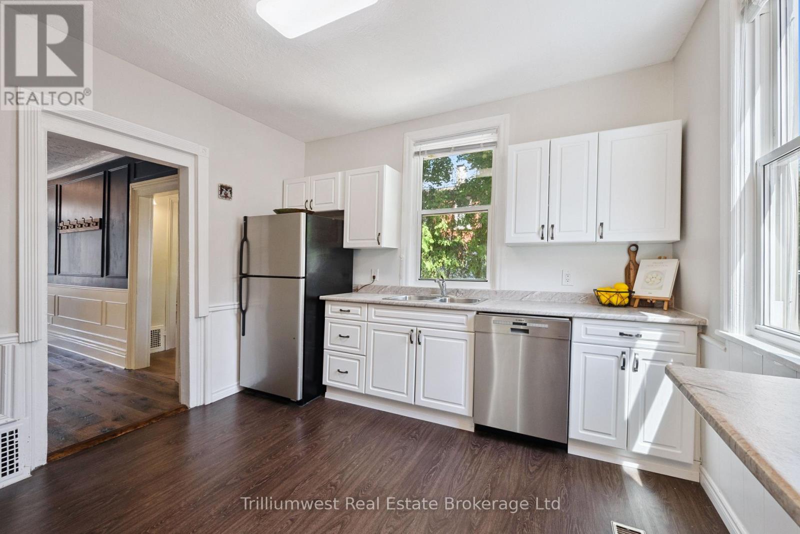 10 James Street W, Guelph, Ontario  N1G 1E2 - Photo 22 - X12437068