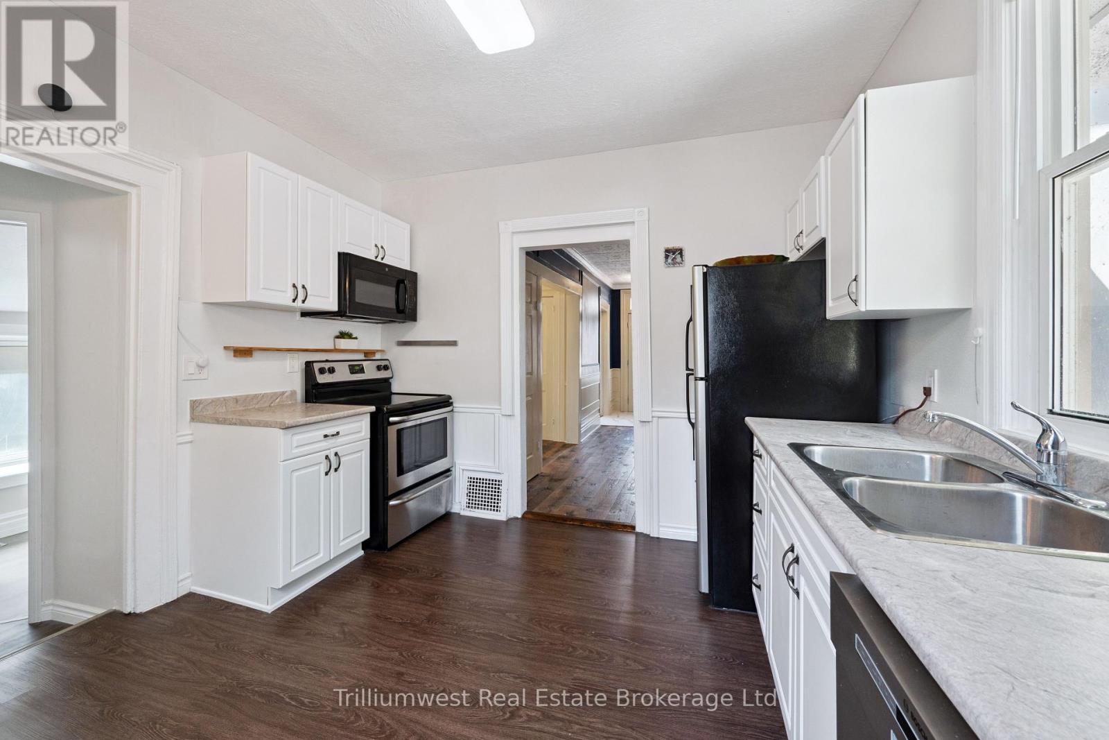 10 James Street W, Guelph, Ontario  N1G 1E2 - Photo 23 - X12437068