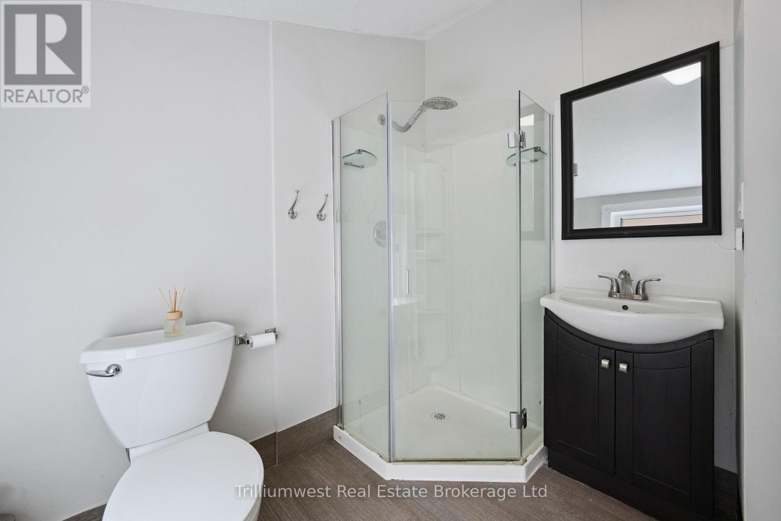 10 James Street W, Guelph, Ontario  N1G 1E2 - Photo 26 - X12437068