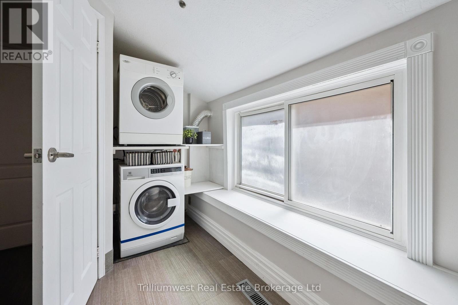 10 James Street W, Guelph, Ontario  N1G 1E2 - Photo 27 - X12437068