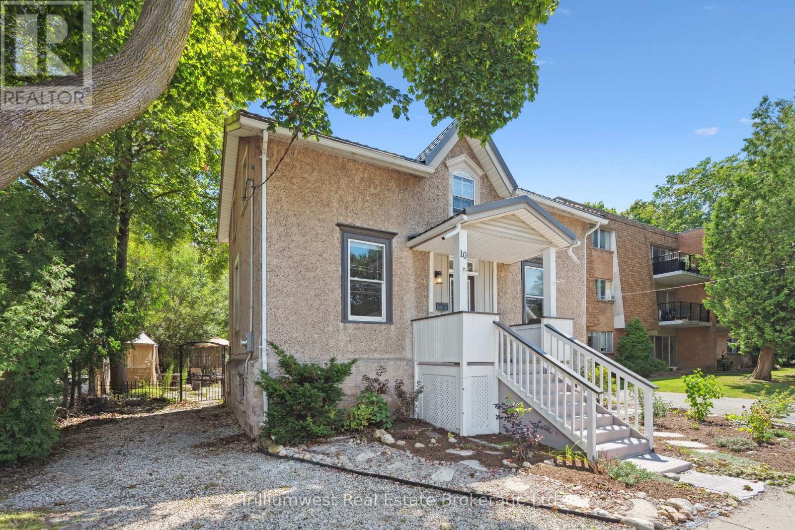 10 James Street W, Guelph, Ontario  N1G 1E2 - Photo 3 - X12437068