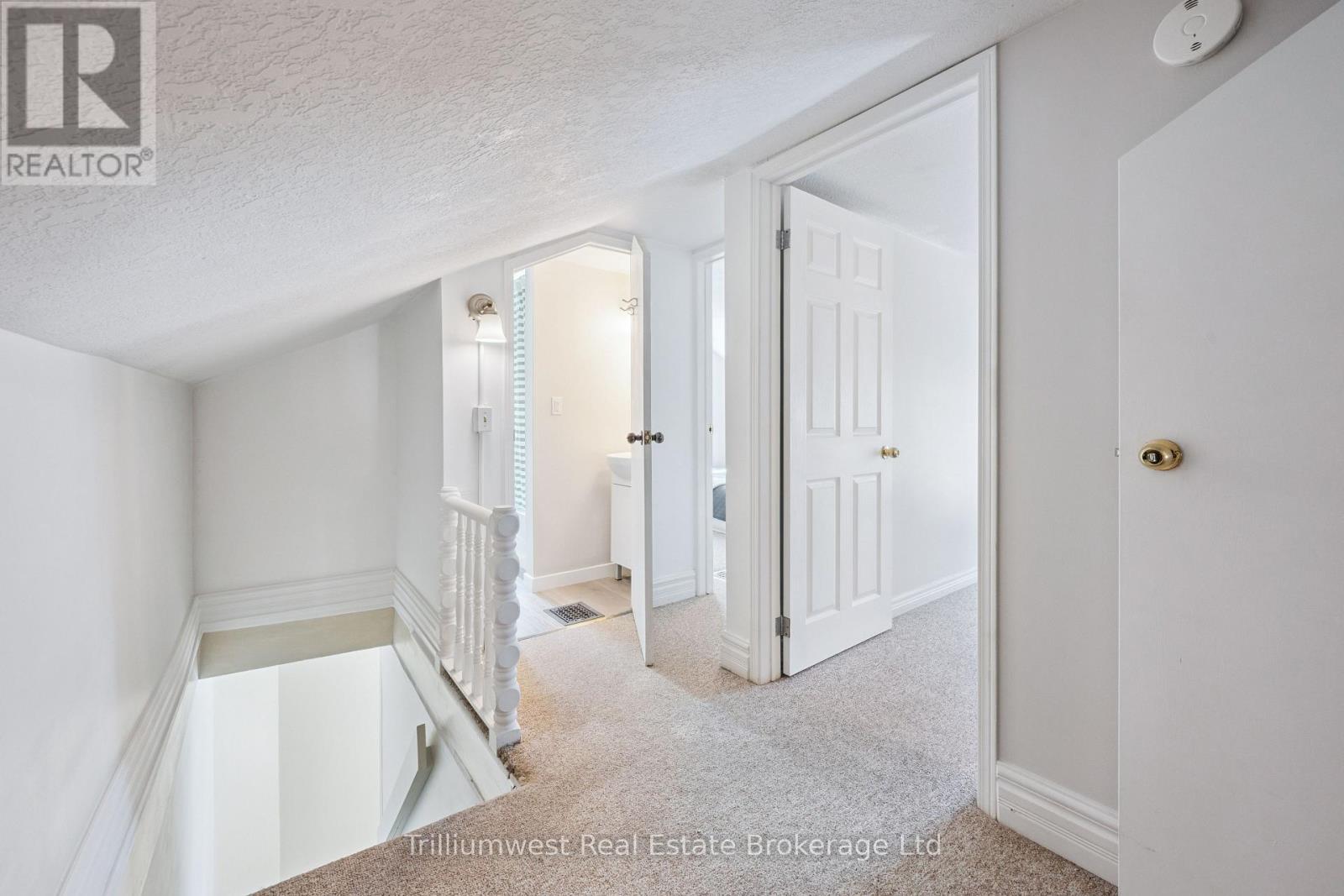 10 James Street W, Guelph, Ontario  N1G 1E2 - Photo 31 - X12437068