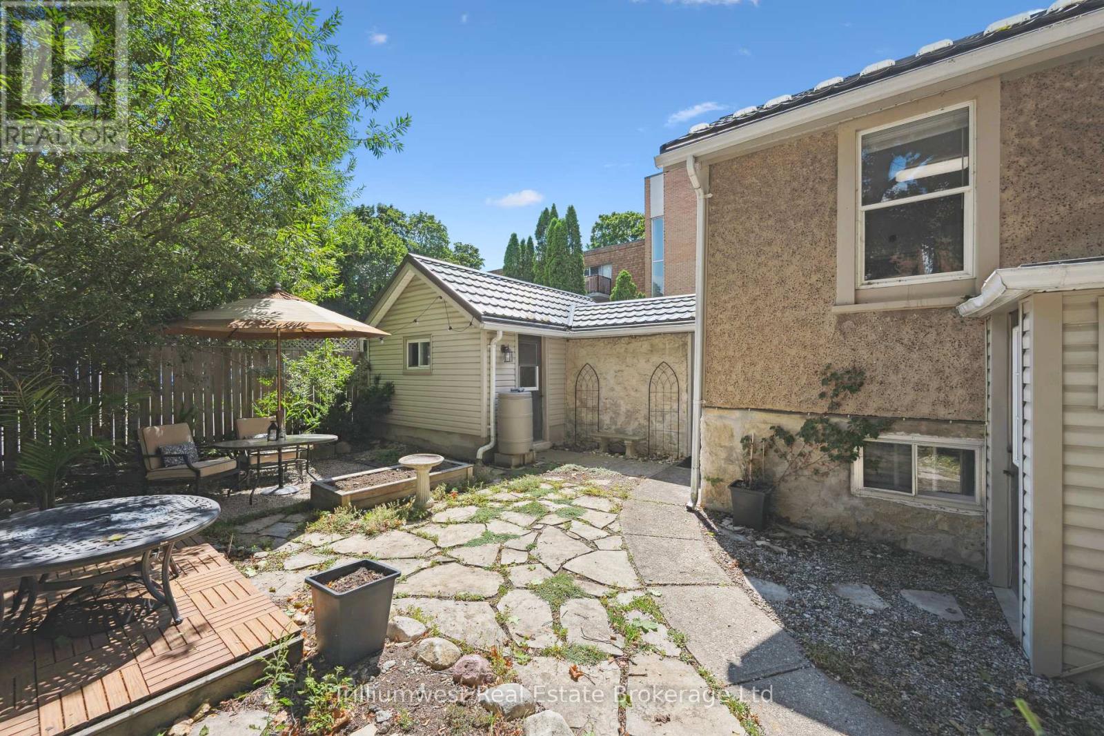 10 James Street W, Guelph, Ontario  N1G 1E2 - Photo 38 - X12437068