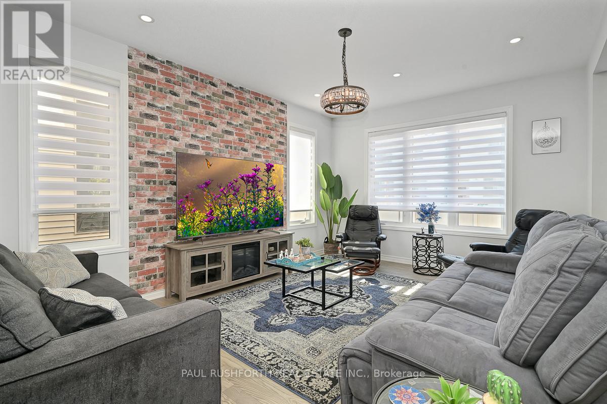 110 Reliance Ridge, Ottawa, Ontario  K2V 0R5 - Photo 5 - X12436991