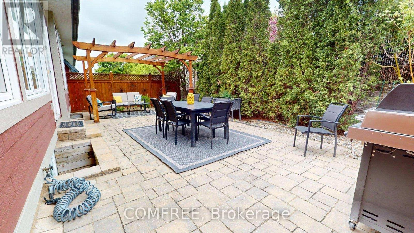 176 Solera Circle, Ottawa, Ontario  K1T 0C8 - Photo 25 - X12437004