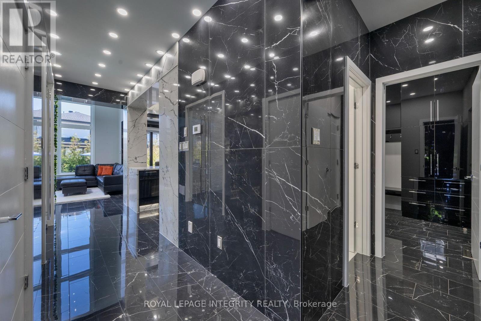 232 Condado Crescent, Ottawa, Ontario  K2V 0P3 - Photo 6 - X12437078