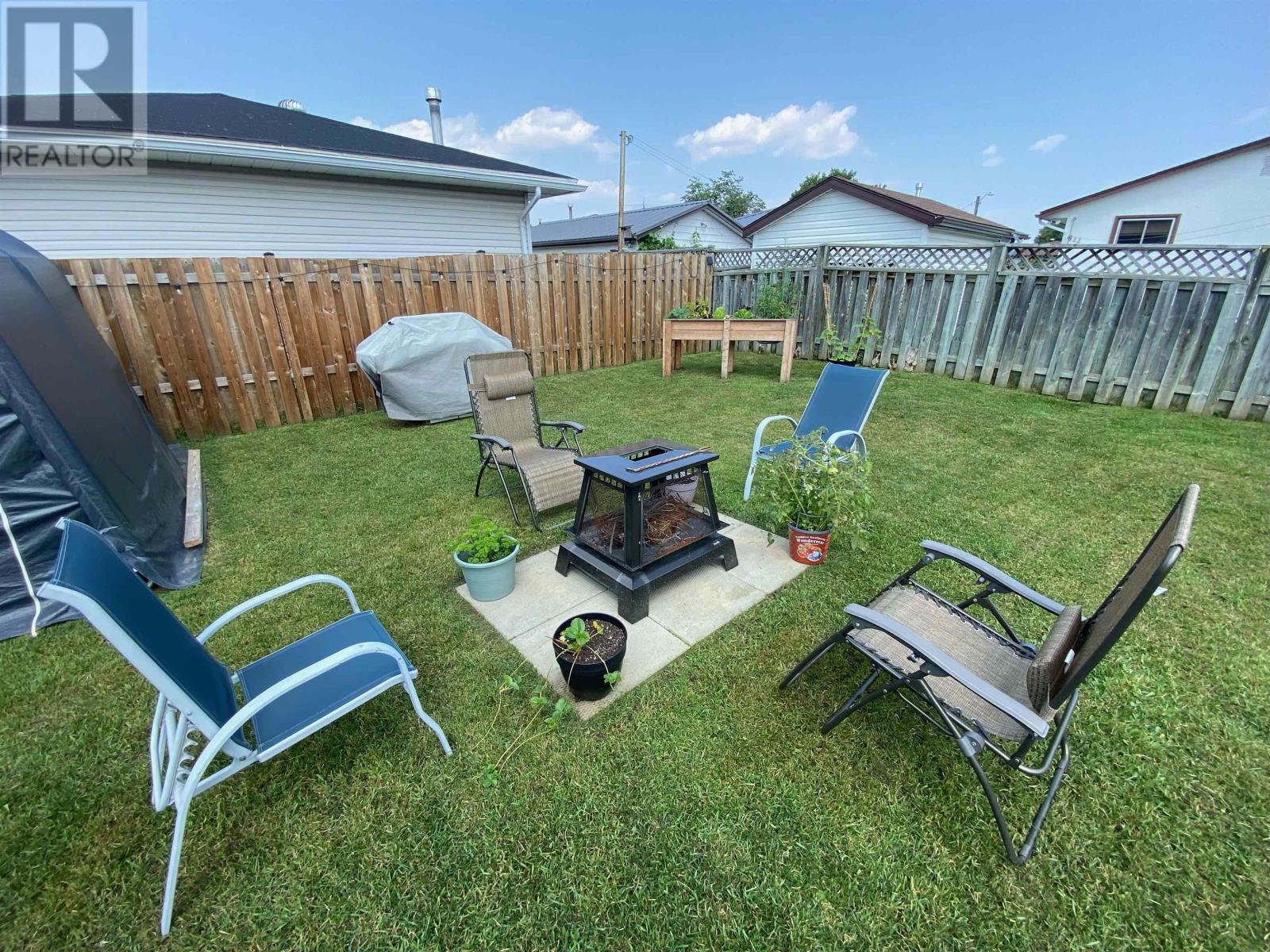 528 Simon Fraser Dr, Thunder Bay, Ontario  P7C 5B4 - Photo 30 - TB253017