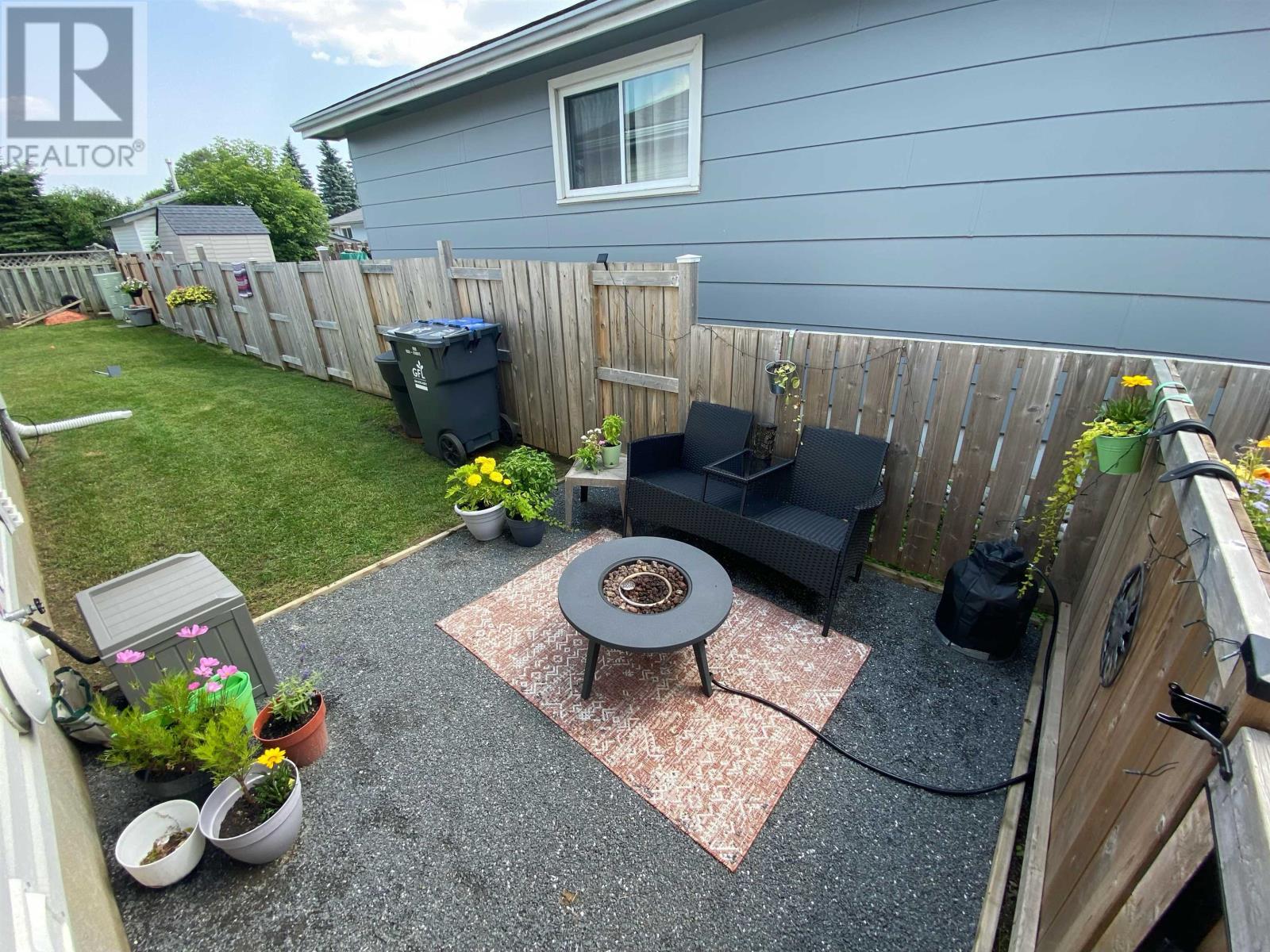 528 Simon Fraser Dr, Thunder Bay, Ontario  P7C 5B4 - Photo 32 - TB253017