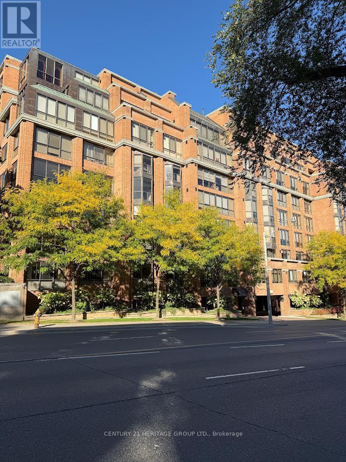 101 - 2900 YONGE STREET, Toronto, Ontario
