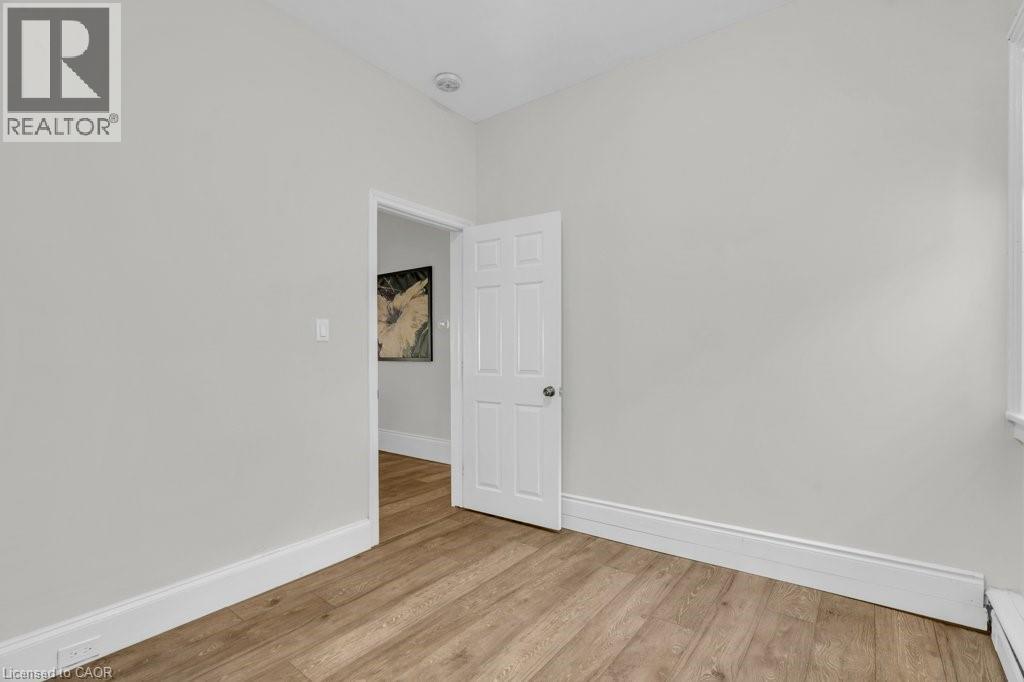 31 Bruce Street, Cambridge, Ontario  N1R 2E1 - Photo 18 - 40774284