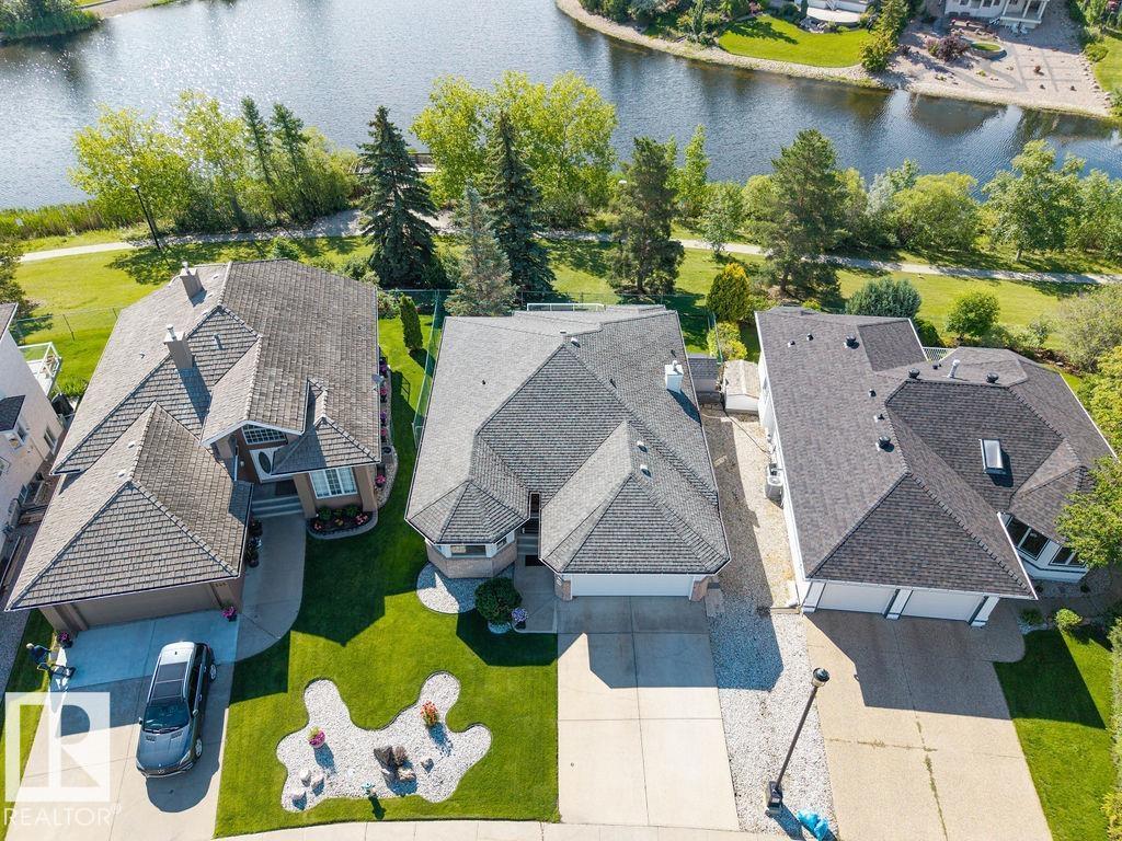 547 Twin Brooks Ba Nw, Edmonton, Alberta  T6J 6X3 - Photo 4 - E4460190