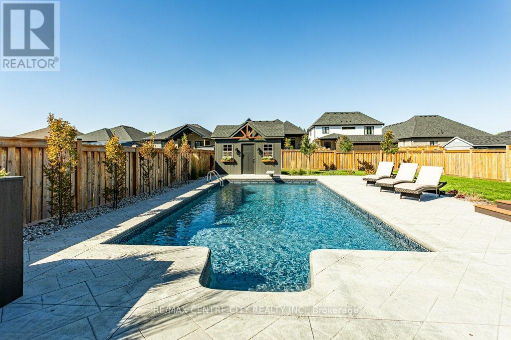 100 Foxborough Place, Thames Centre, Ontario  N0M 2P0 - Photo 34 - X12436975