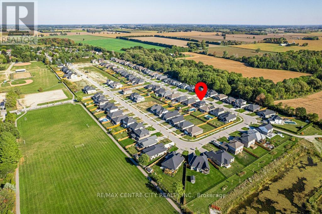 100 Foxborough Place, Thames Centre, Ontario  N0M 2P0 - Photo 43 - X12436975