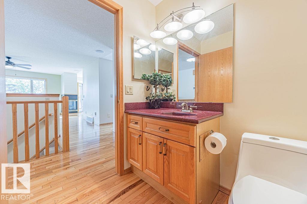 547 Twin Brooks Ba Nw, Edmonton, Alberta  T6J 6X3 - Photo 15 - E4460190