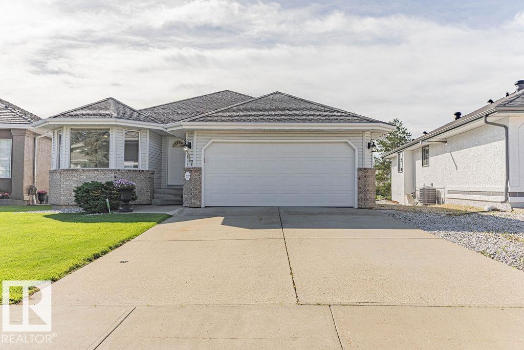547 Twin Brooks Ba Nw, Edmonton, Alberta  T6J 6X3 - Photo 45 - E4460190
