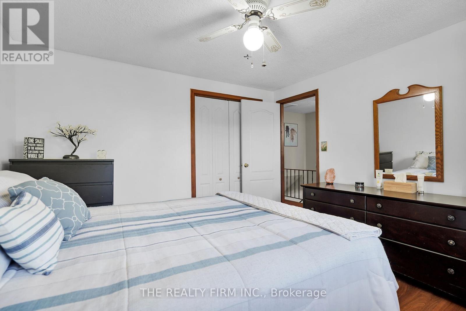 86 Mackay Avenue, London South, Ontario  N6J 2V6 - Photo 20 - X12437040