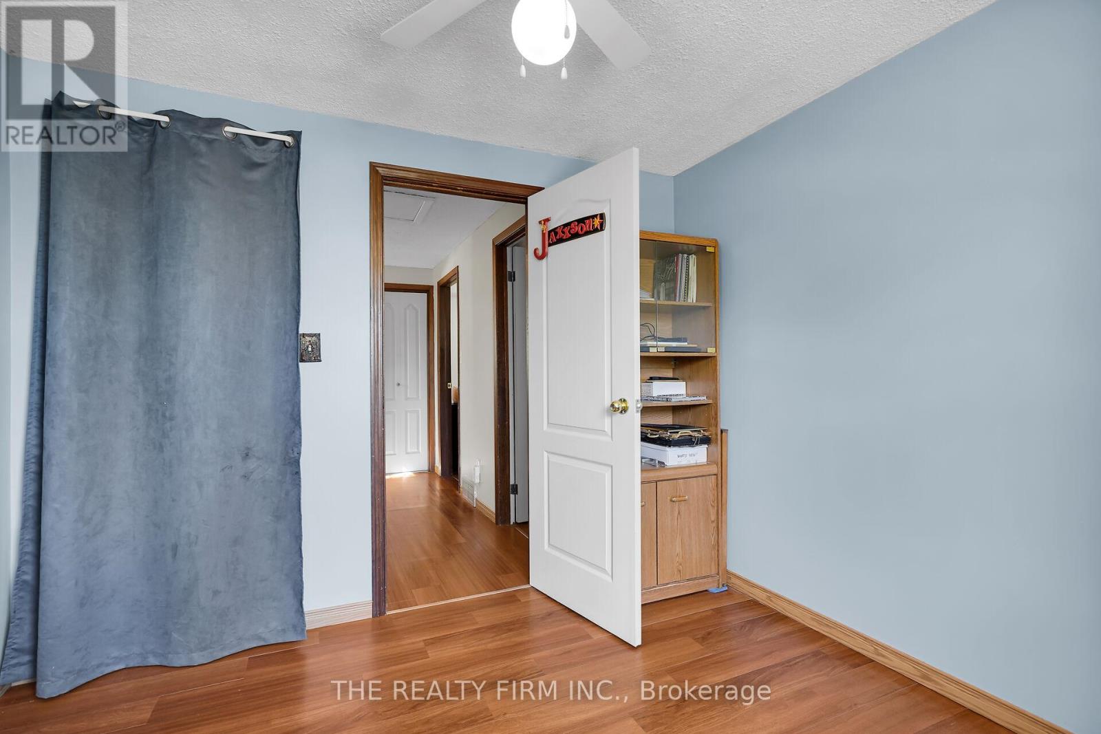 86 Mackay Avenue, London South, Ontario  N6J 2V6 - Photo 23 - X12437040