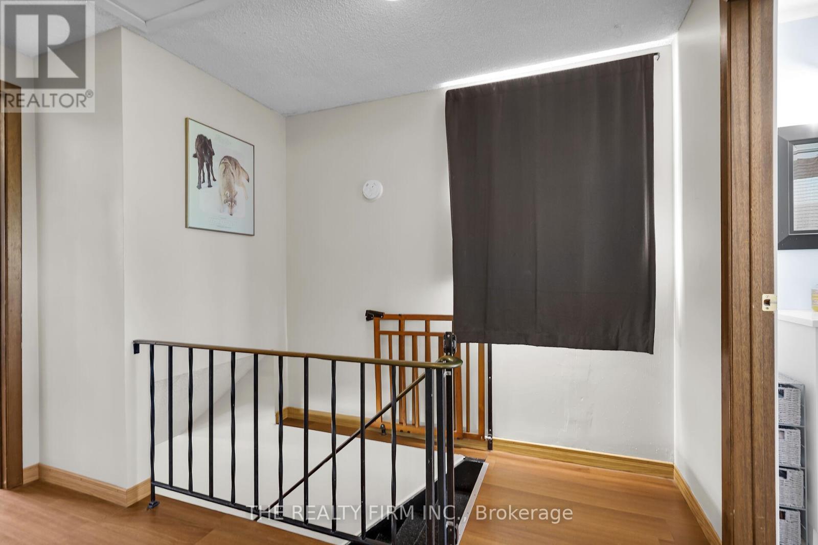 86 Mackay Avenue, London South, Ontario  N6J 2V6 - Photo 25 - X12437040