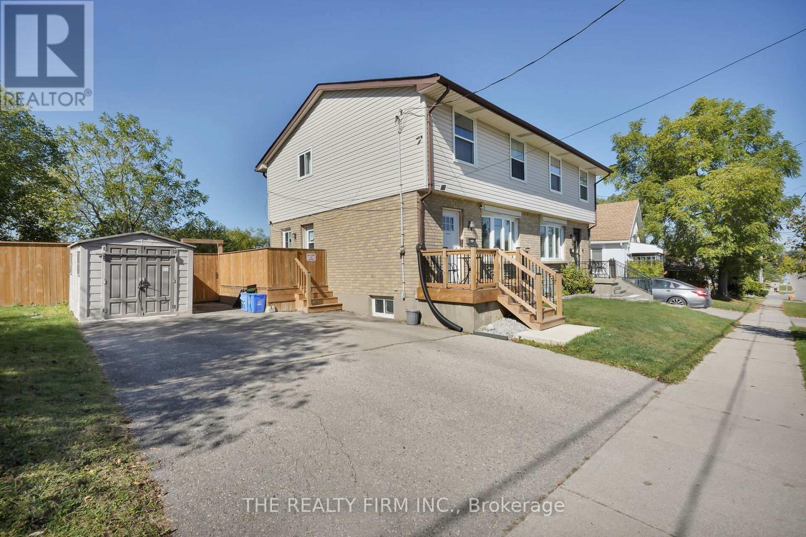 86 Mackay Avenue, London South, Ontario  N6J 2V6 - Photo 3 - X12437040