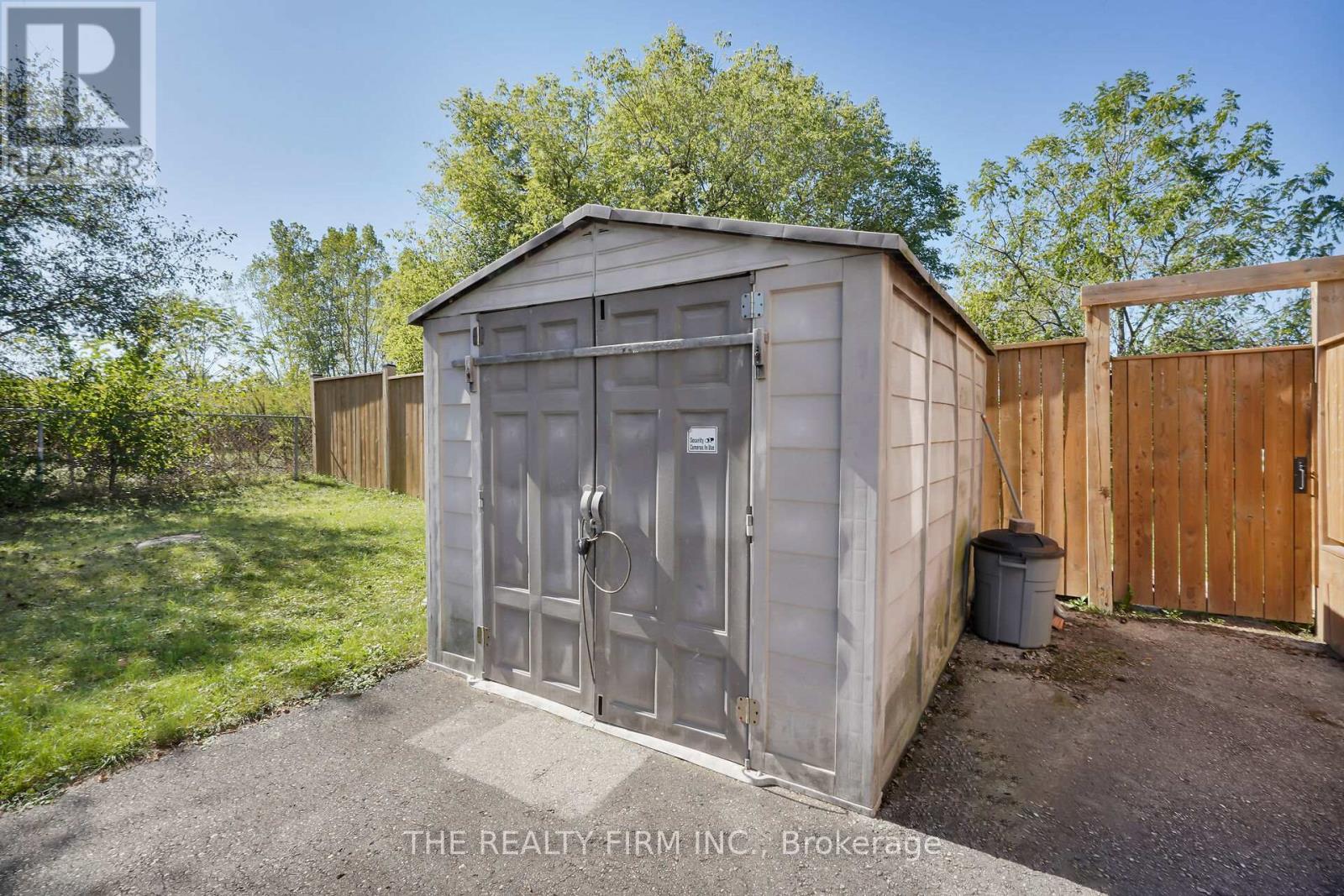 86 Mackay Avenue, London South, Ontario  N6J 2V6 - Photo 45 - X12437040