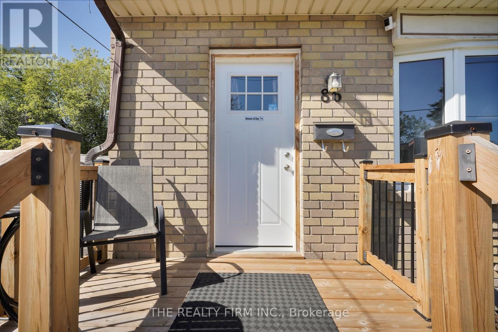 86 Mackay Avenue, London South, Ontario  N6J 2V6 - Photo 5 - X12437040