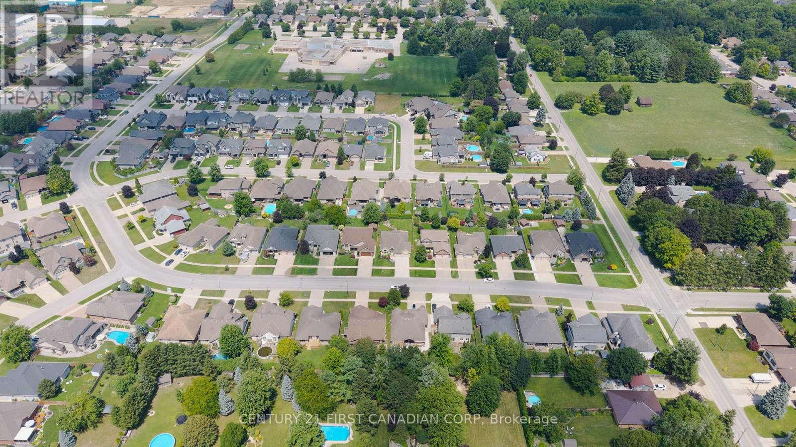 363 Darcy Drive, Strathroy-Caradoc, Ontario  N7G 0A1 - Photo 41 - X12437051